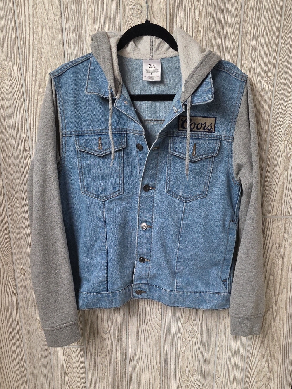 Coor Banquet Branded Light-Wash Denim Jacket With Grey Fleece Hood and Sleeves